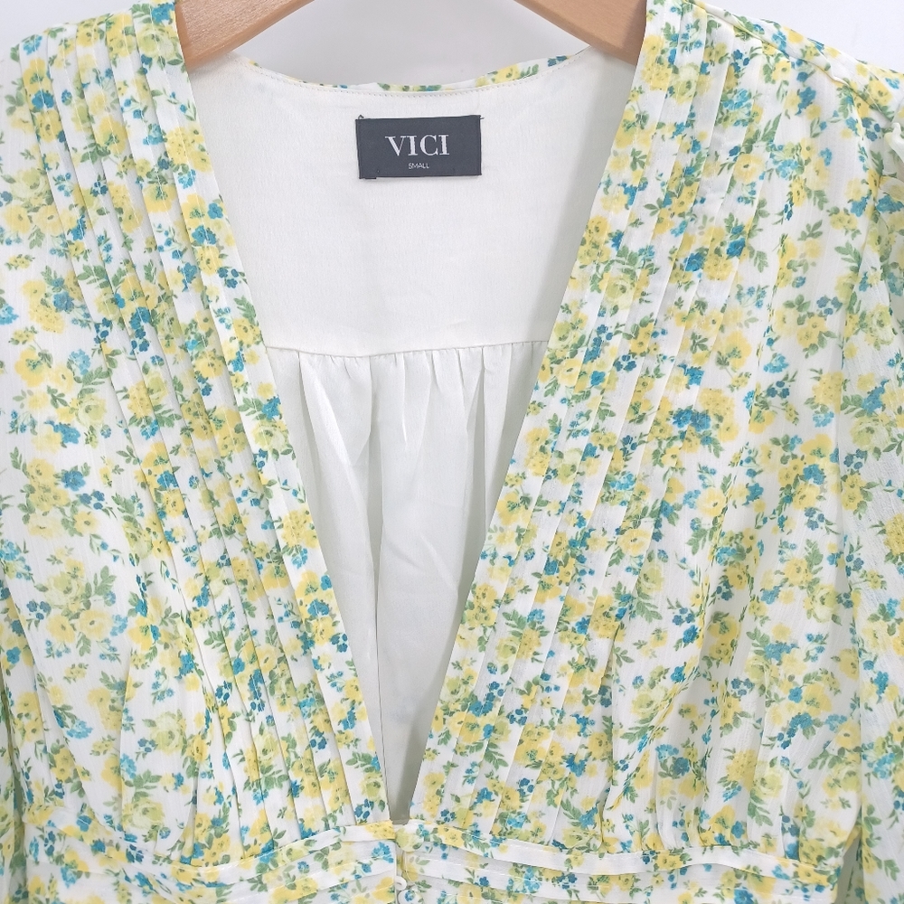 VICI Collection Floral Long Sleeve Chiffon Babydoll Mini Dress Green/Yellow - Picture 6 of 9